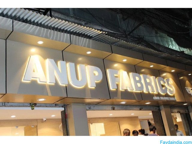 Best Banarasi Silk and Cotton Sarees at Wholesale Prices @ Anup Fabricks Wholesellers Kolkata - 2/5