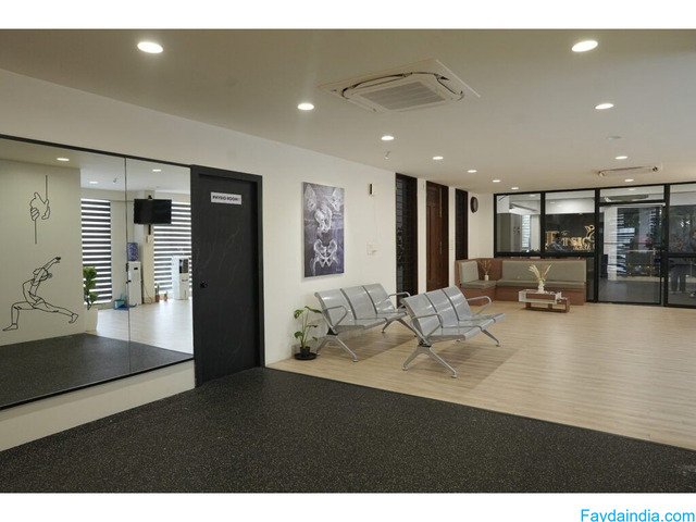 Best Physiotherapy Clinic in Chennai | Fitsiomax Pain Relief & Rehab - 3/3