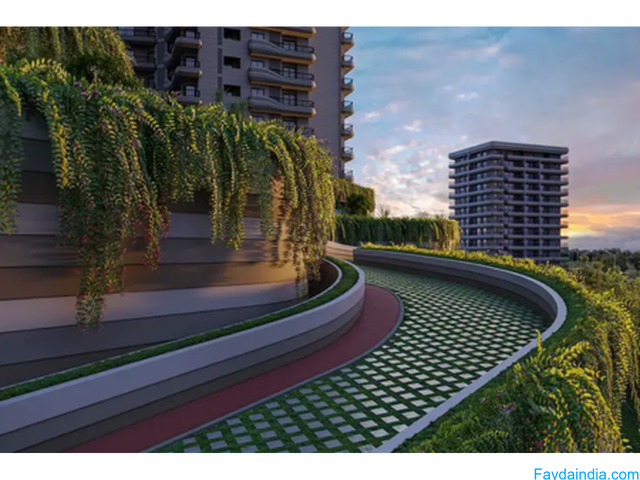 Experience the Zenith of Luxury at Sobha Crescent, Sector 63A, Gurgaon - 3/4