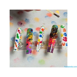 Lakmé Academy Powered By Aptech – Nail Art Course in Lajpat Nagar