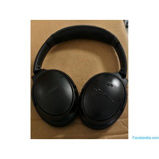Bose headphones for sale for Rs. 16000/-