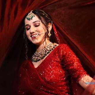 Lakmé Academy Powered By Aptech - Bridal Makeup Classes in Saguna