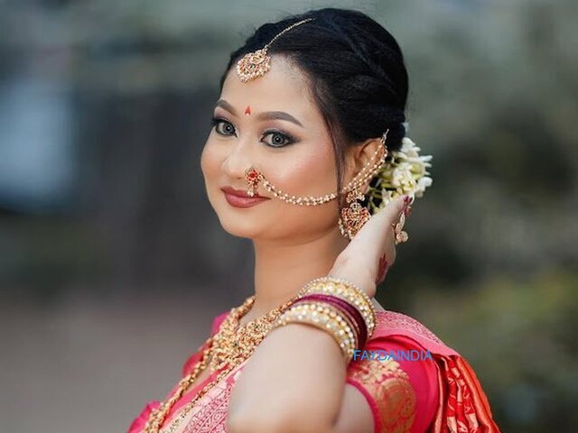 Lakme Academy - Professional Makeup Classes in South Campus