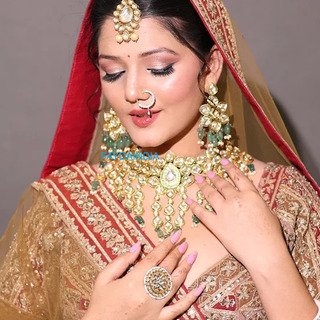 Lakme Academy - Professional Makeup School in Saguna