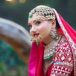 Lakme Academy-Professional Makeup Classes in Saket